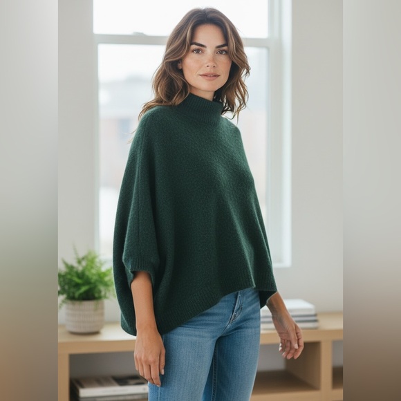 Elegant Wool Forest Green Women's Sweater Poncho - Picture 3 of 7